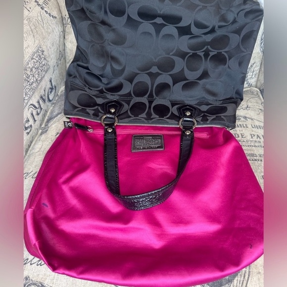 Coach Black and Pink Shoulder Bag with Signature Monogram - Picture 6 of 7